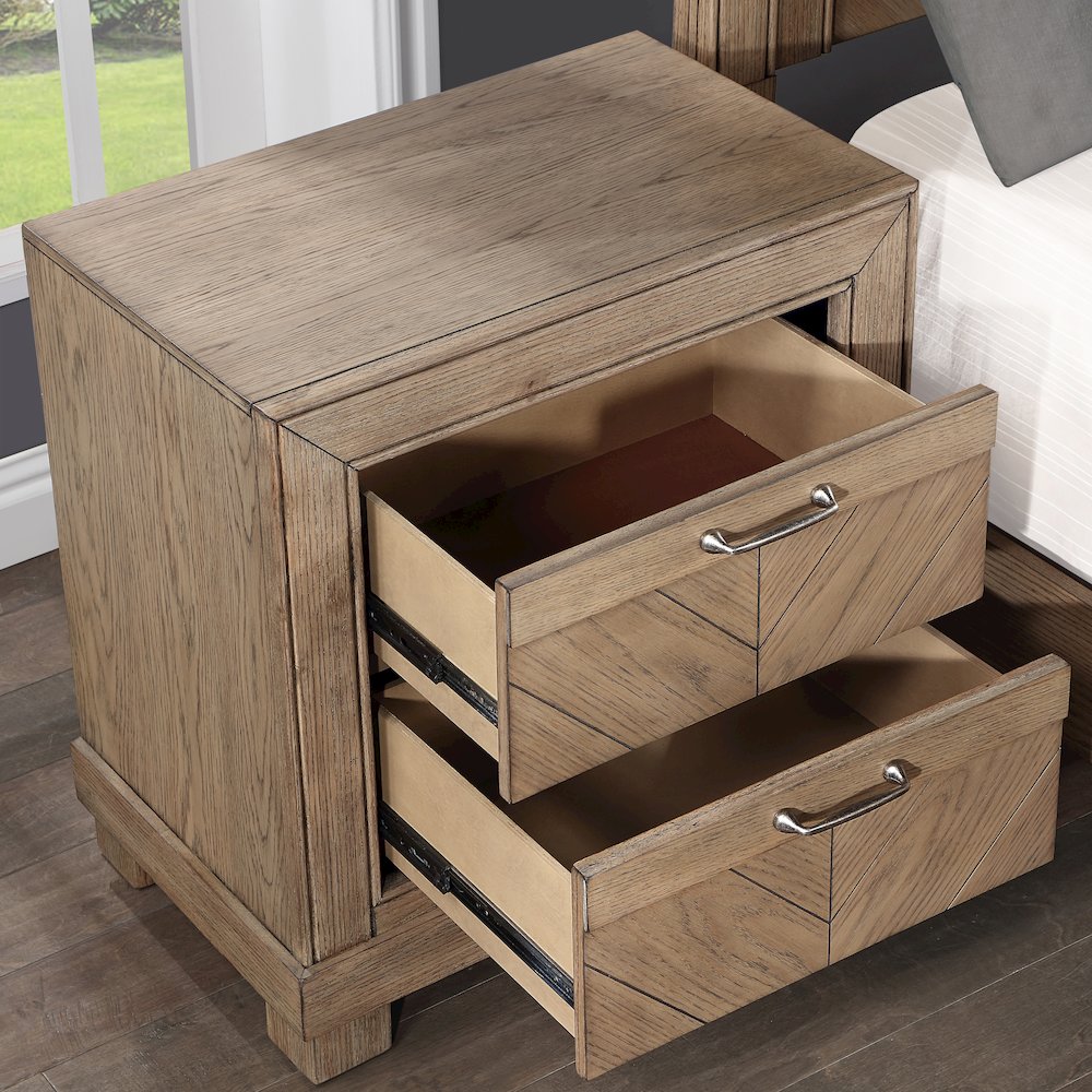 Montana 4 Piece Queen Bedroom Set, Sand. Picture 10