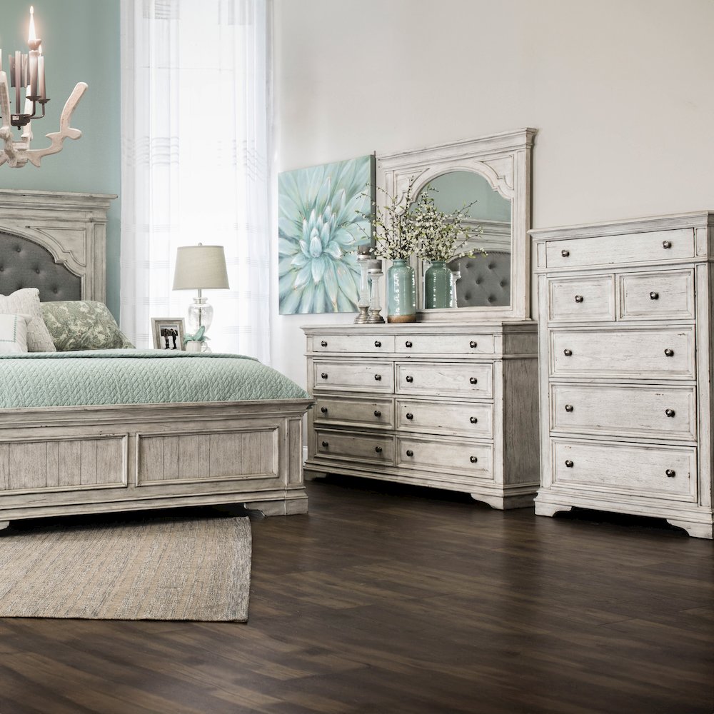 Highland Park Chest Cathedral White. Picture 5