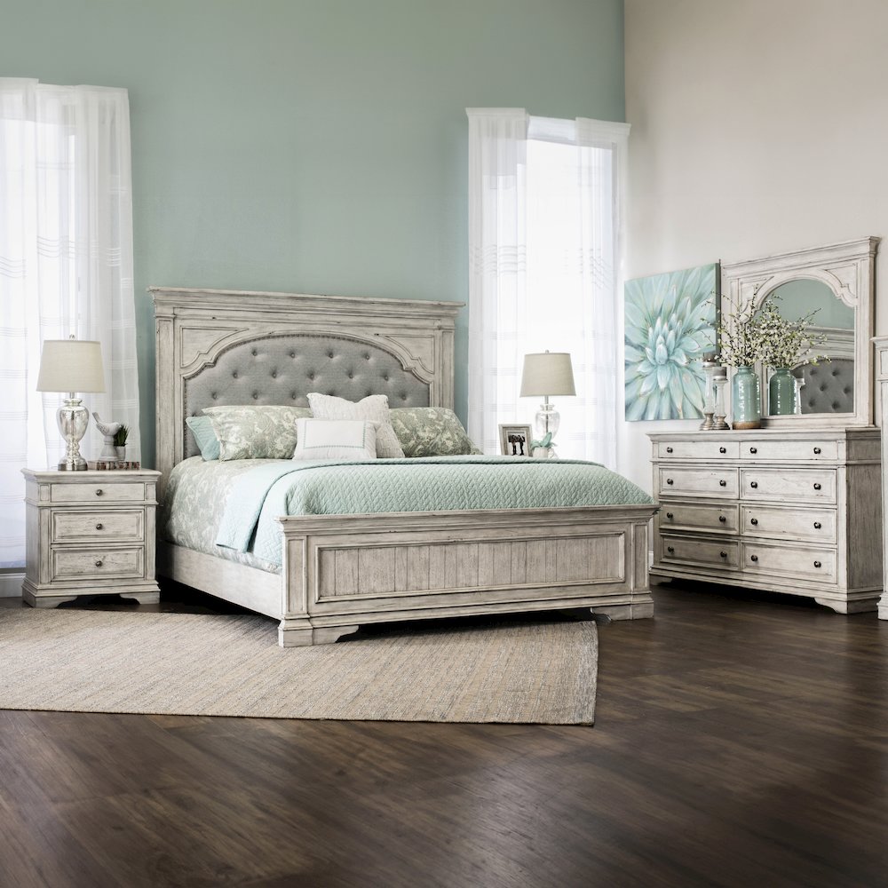 Highland Queen Bed White. Picture 2
