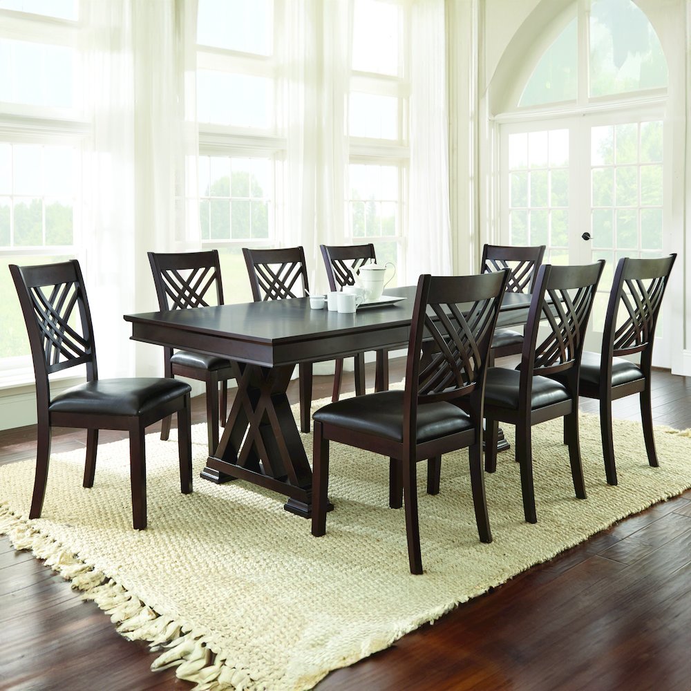 Adrian Dining Table. Picture 4