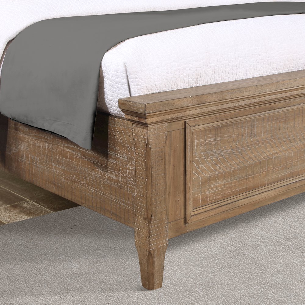 Riverdale King Panel Bed. Picture 9