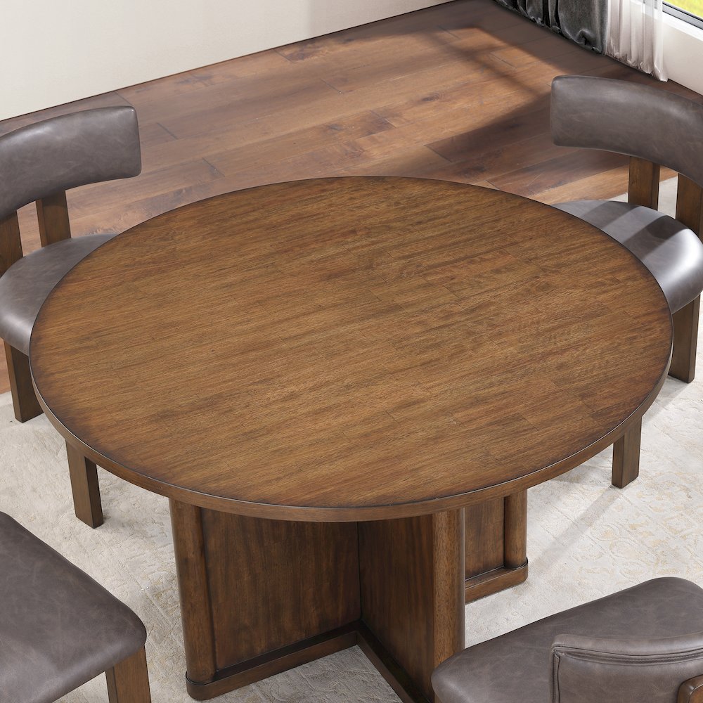 Cambridge Dining Table. Picture 9