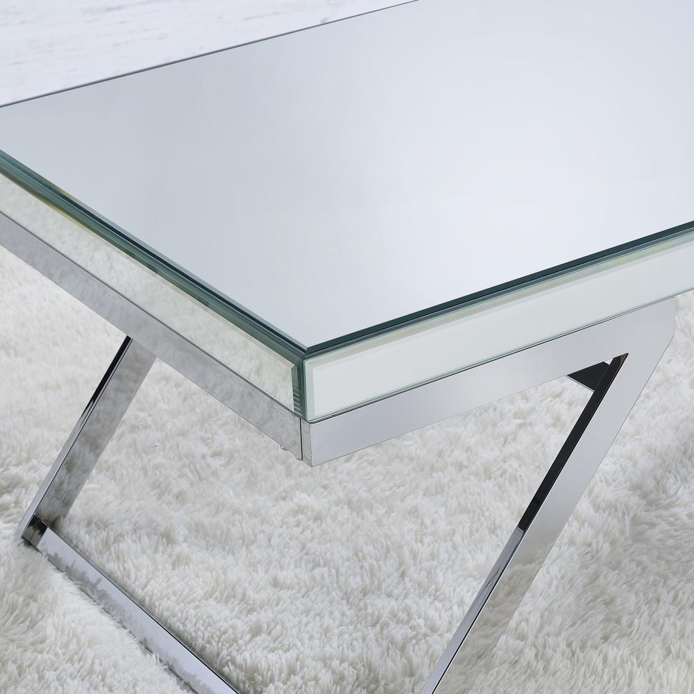 Alfresco Mirrored Top Cocktail Table. Picture 6
