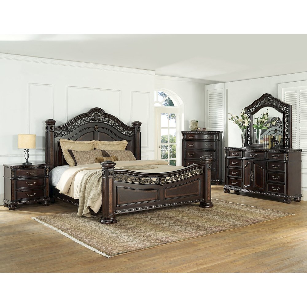 Monte Carlo 9-drawer Dresser. Picture 4