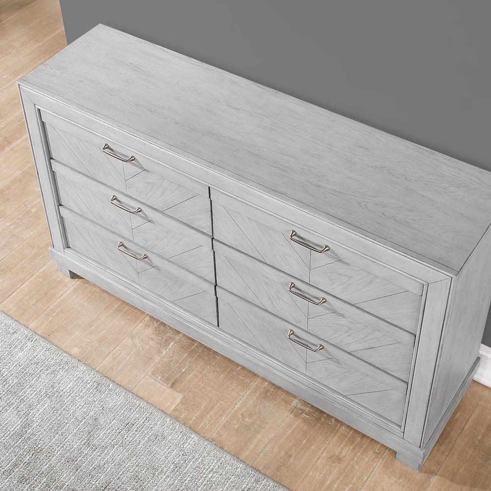 Montana Dresser. Picture 5