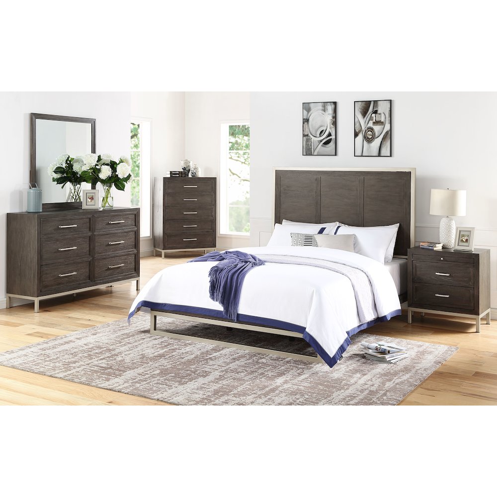 Broomfield King Bed. Picture 2