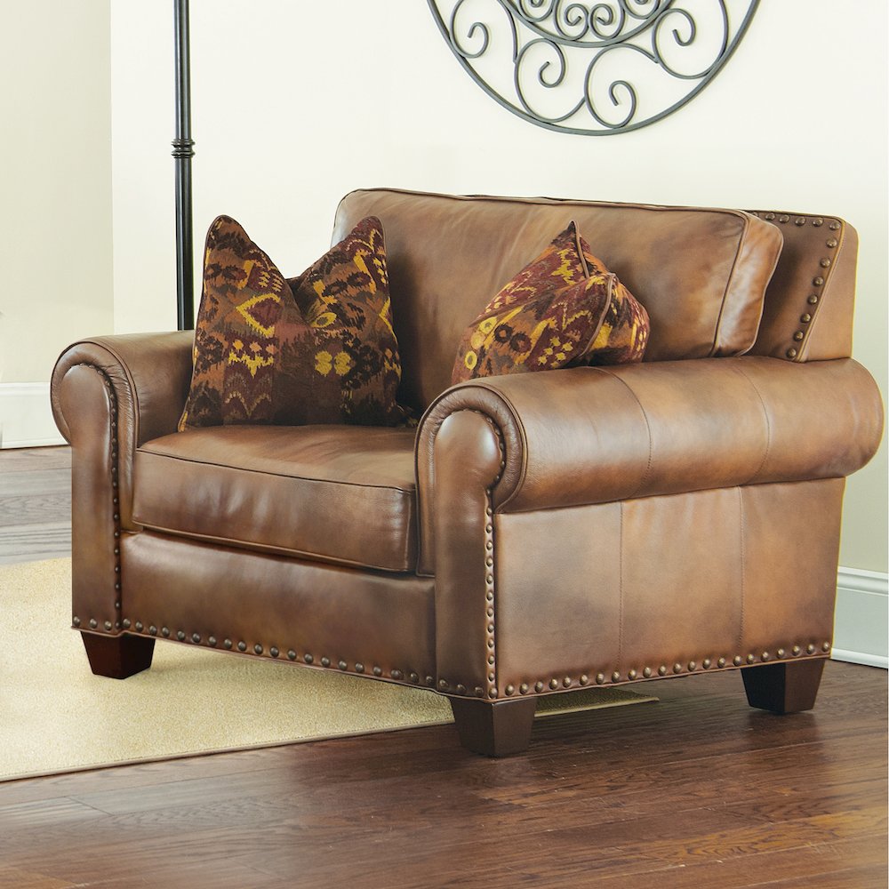 Silverado Chair with Two Pillows. Picture 4