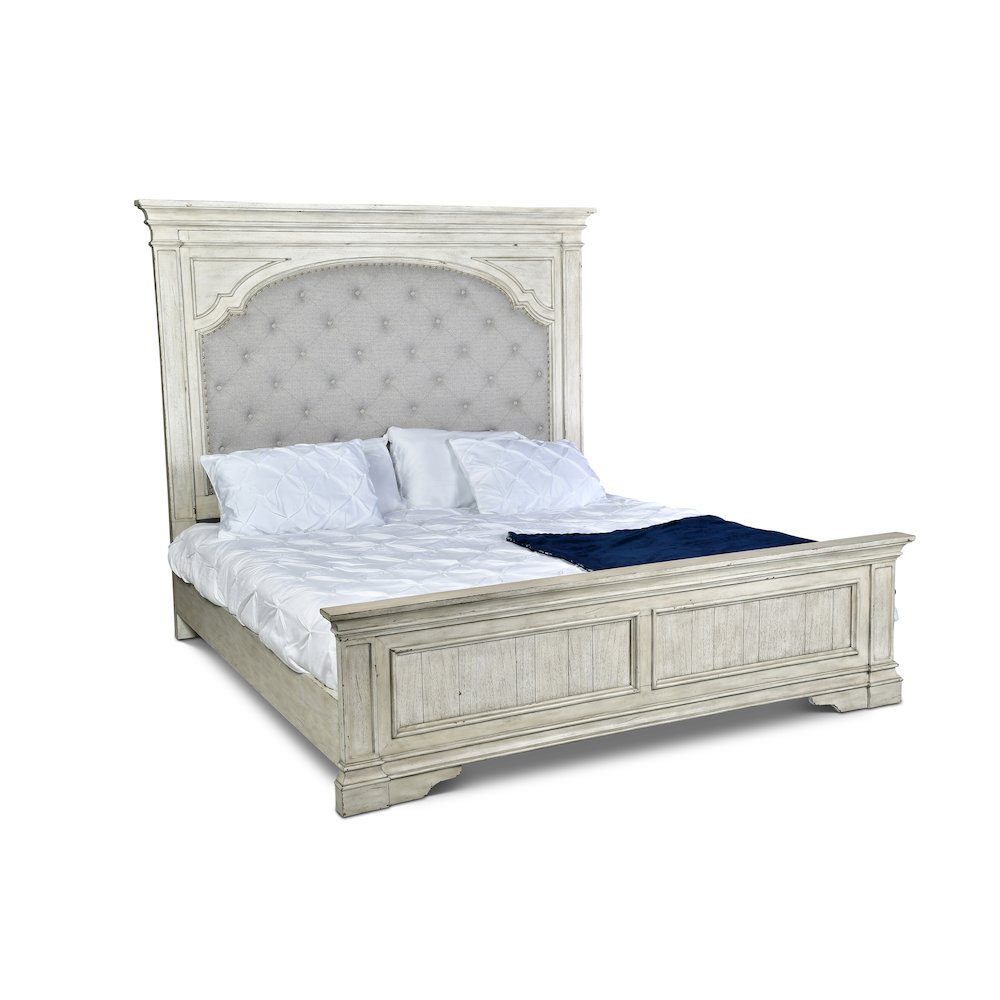 Highland Queen Bed White. Picture 1