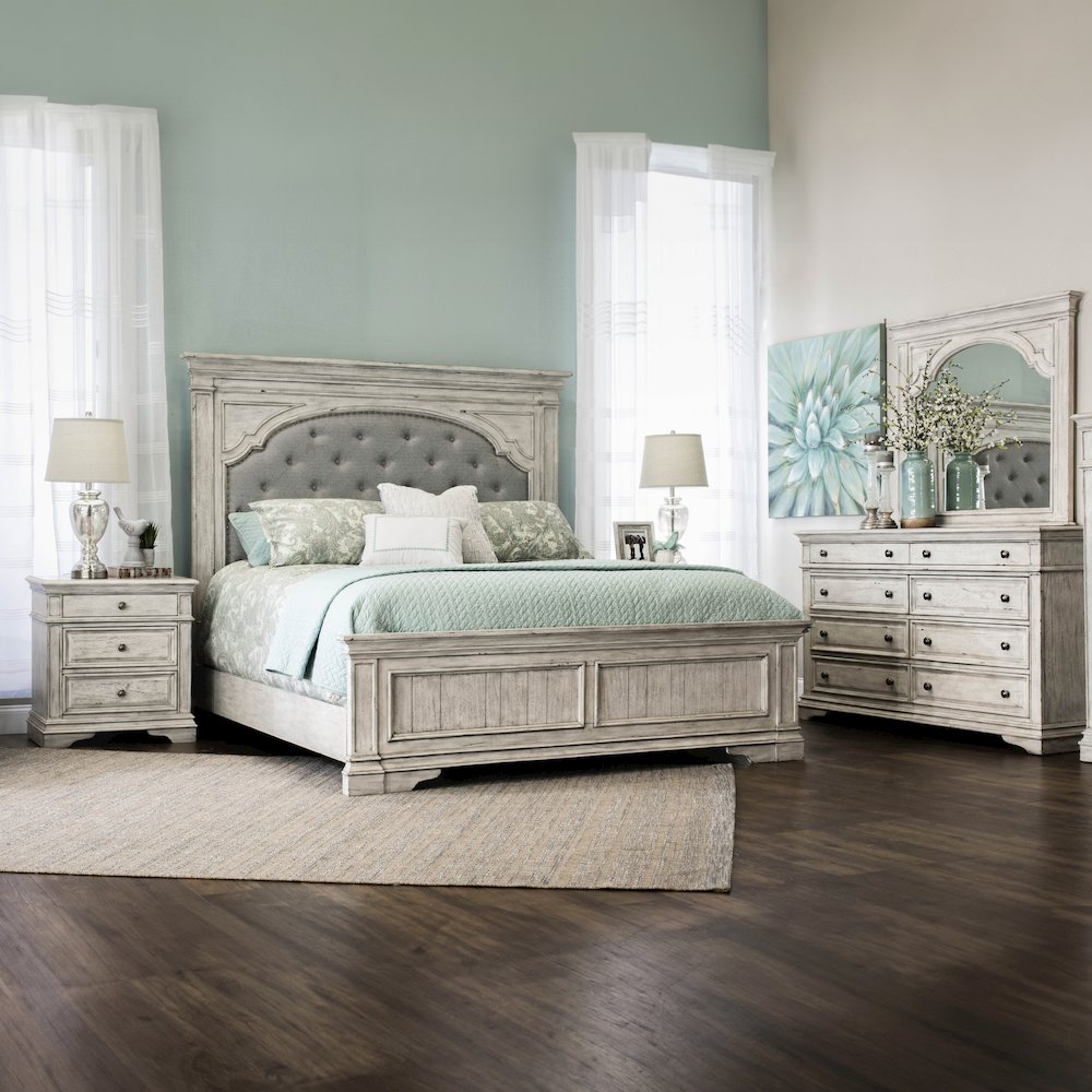 Highland Park King Bed - Rustic Ivory. Picture 4