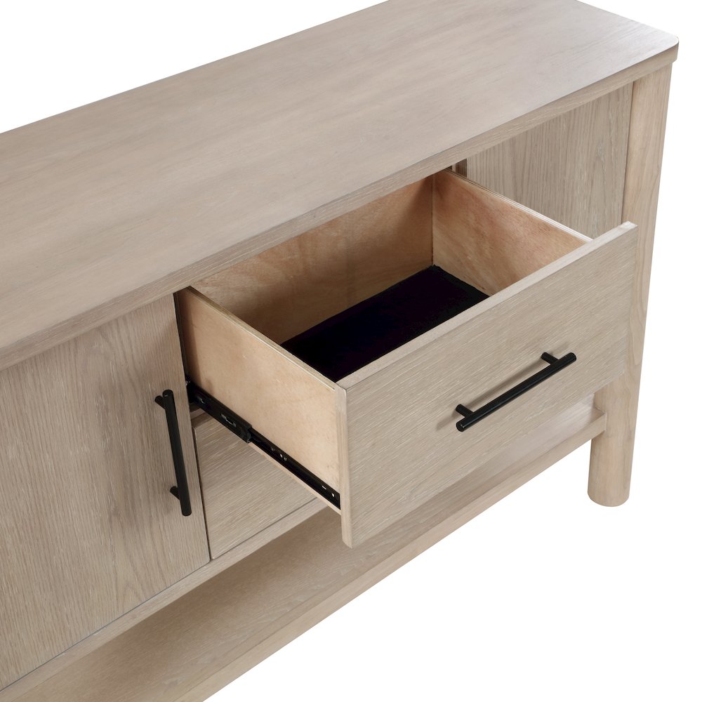 Gabby Server. Picture 8