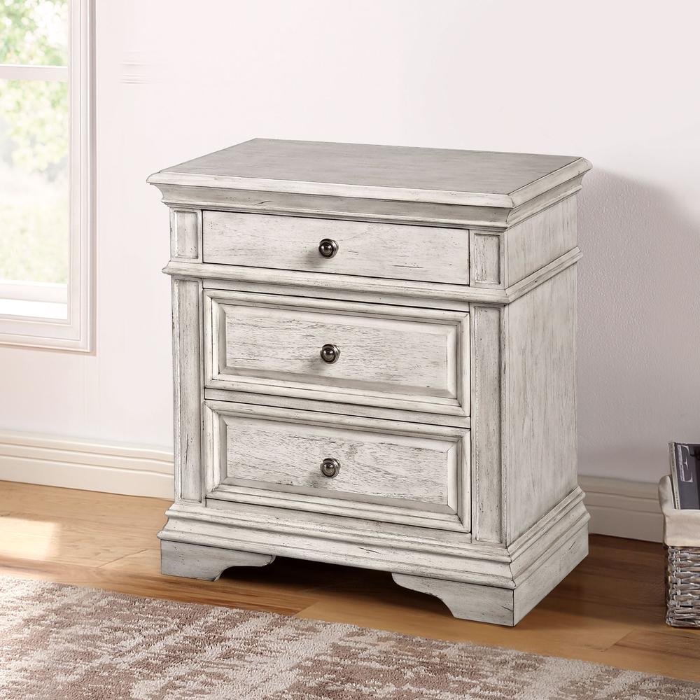 Highland Park Nightstand. Picture 1