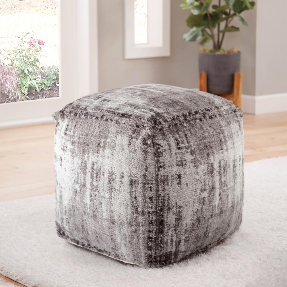 Hazel Square Pouf. Picture 1