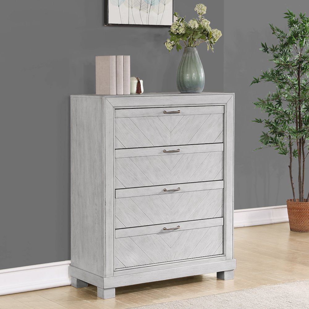 Montana Chest, Gray. Picture 3
