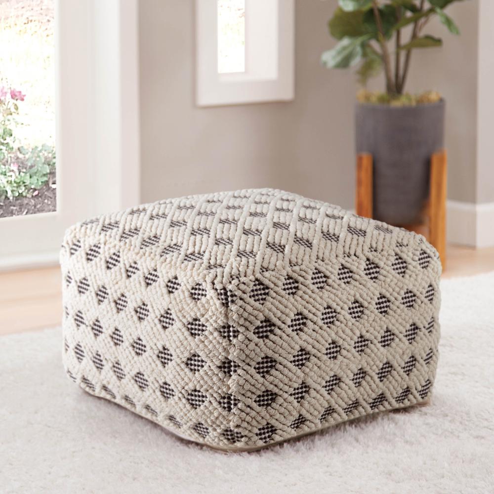 Kodi Square Pouf. Picture 1