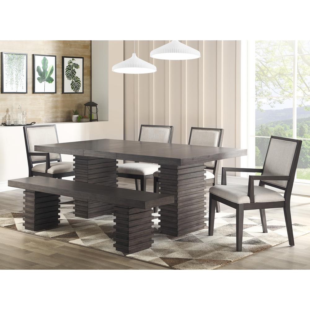 Mila Bench. Picture 4
