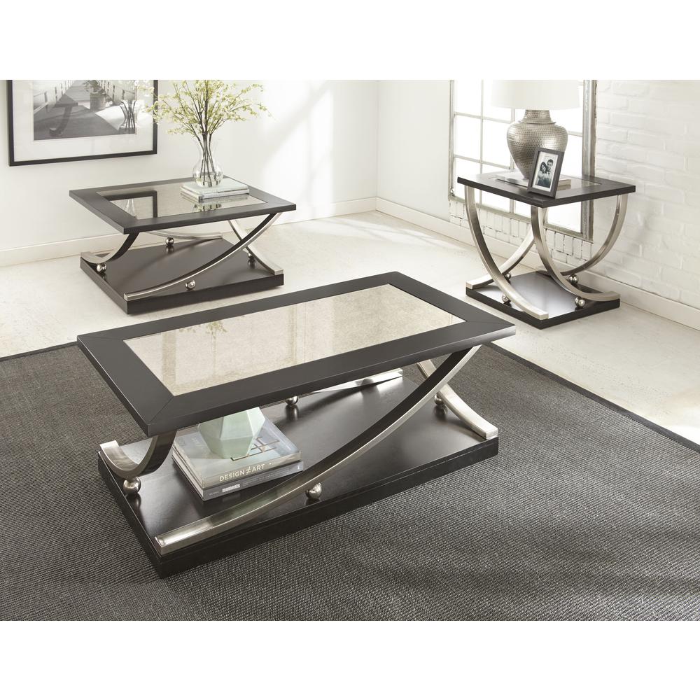 Ramsey Cocktail Table W/Casters. Picture 2