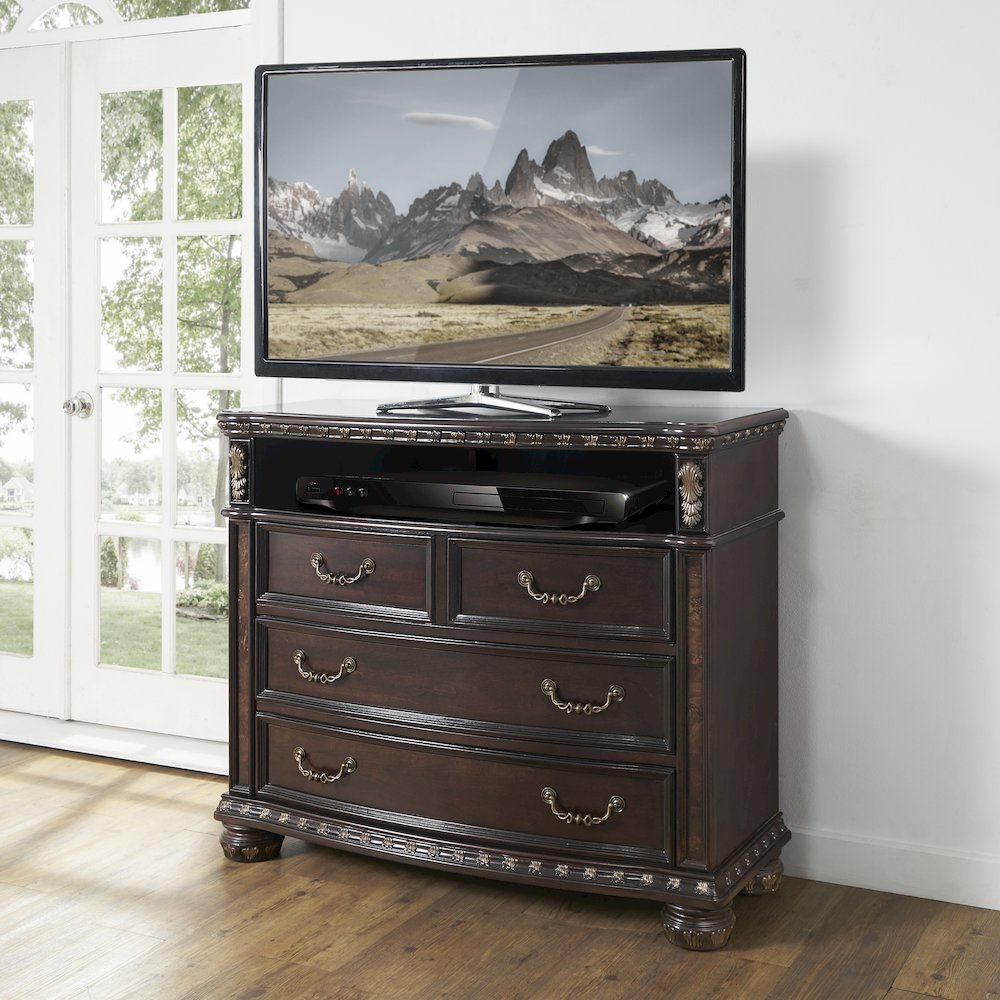 Monte Carlo Media Chest. Picture 3