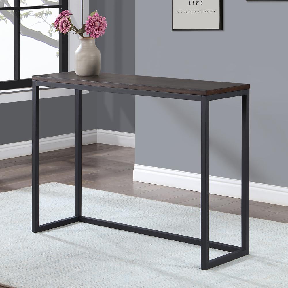 Yukon Counter Bar with 2 Stools. Picture 7