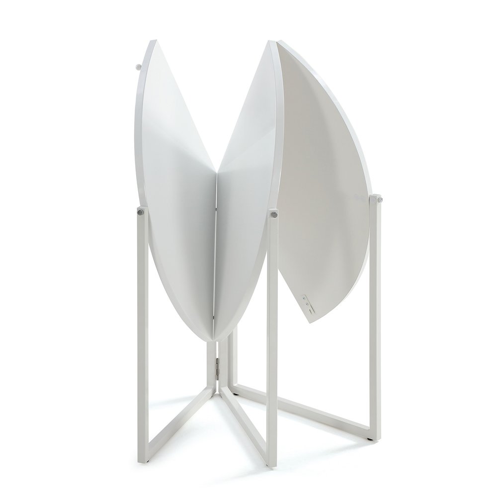 43" Round Foldaway Dining Table. Picture 3