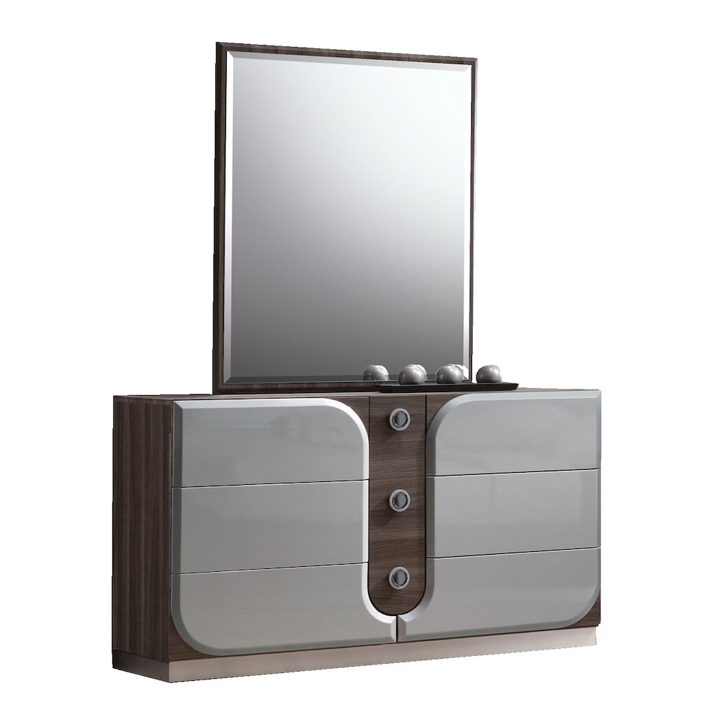 Modern Bevel Edge Mirror. Picture 1