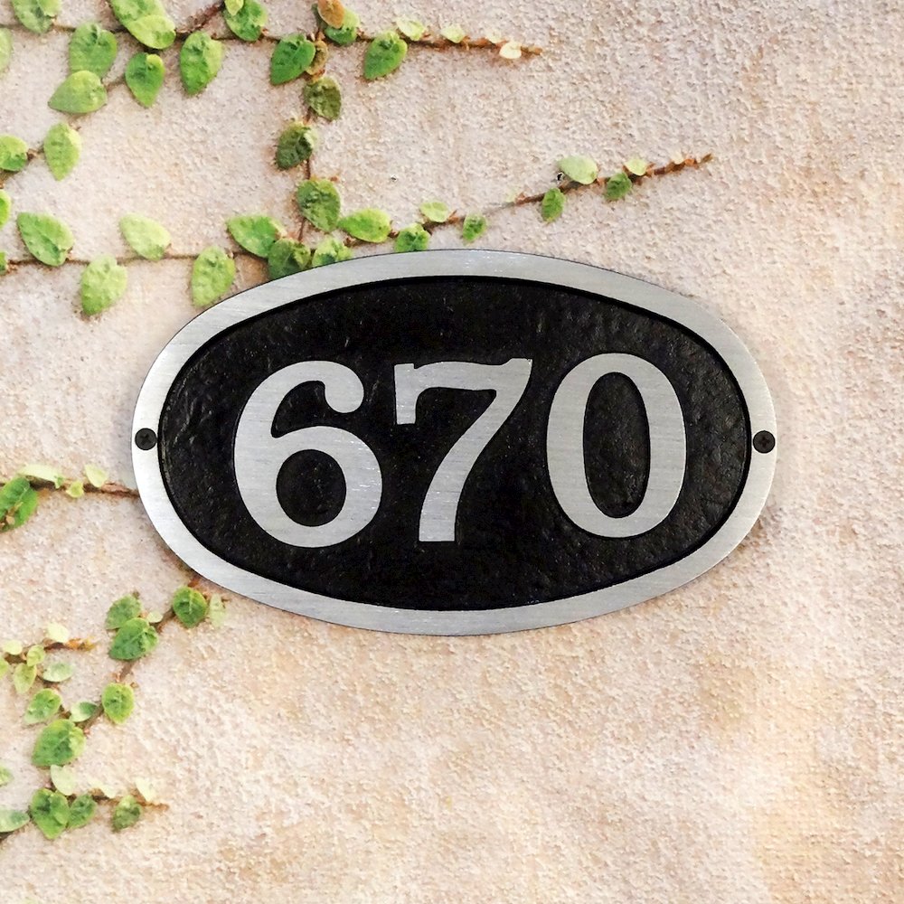 Horizontal Cast Aluminum Address Plaque with Brushed Aluminum Numbers. Picture 1