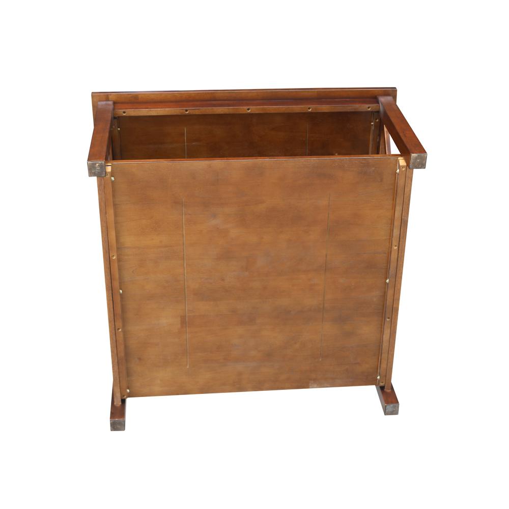 Hampton Square Coffee Table. Picture 3