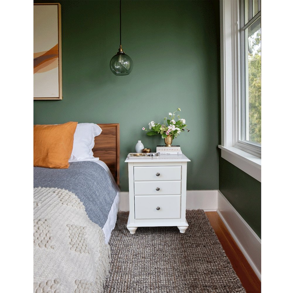 Solid Wood 3-Drawer Nightstand, Classic White Bedside Table with Tiered Storage. Picture 2