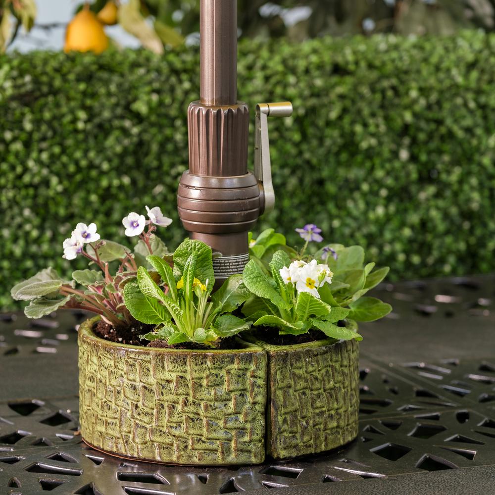 Cobblestone Umbrella Planter - Island Green. Picture 4