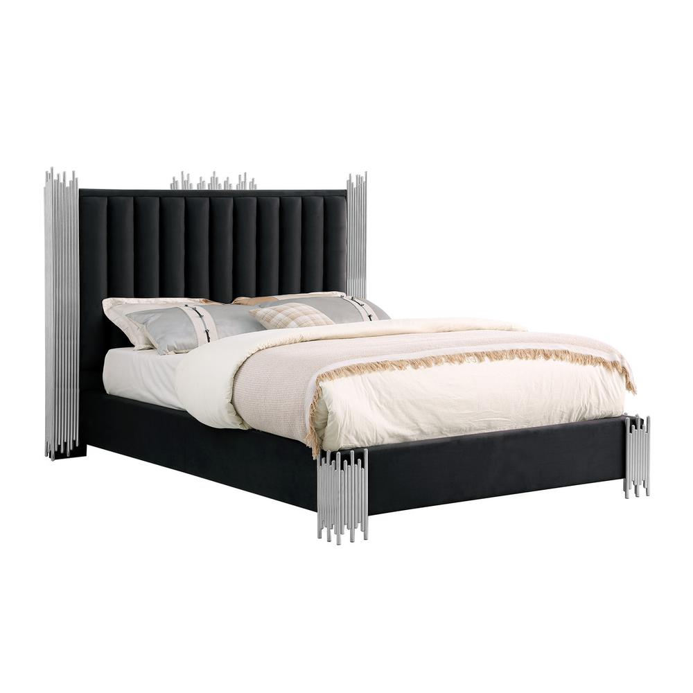 Queen size Black velvet bed with silver corners (Platform). Picture 1