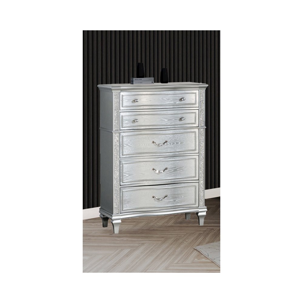 Classic Silver Chest In Silver Color. Picture 3