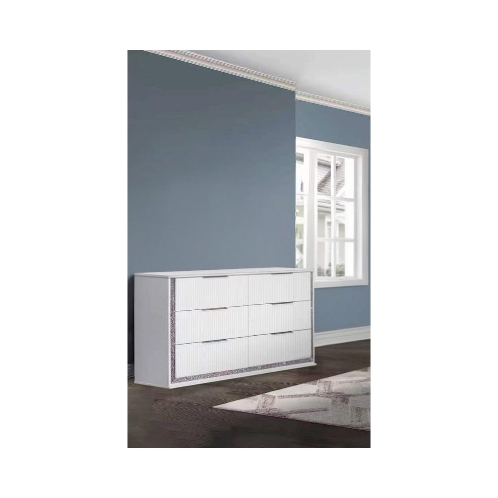 White Horizontal 6 Drawers Dresser. Picture 1