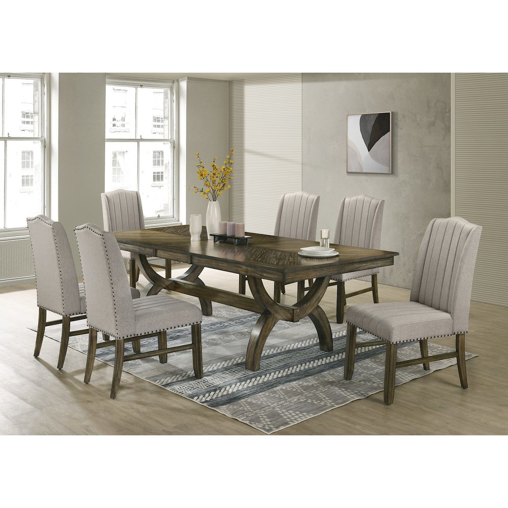 7pc wood dining set with extendable table. Picture 7