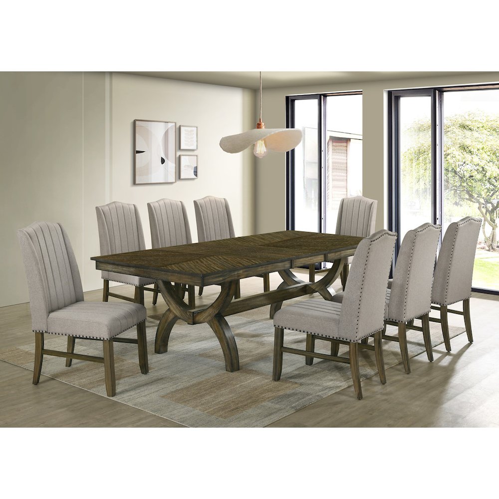 9pc wood dining set with extendable table. Picture 7