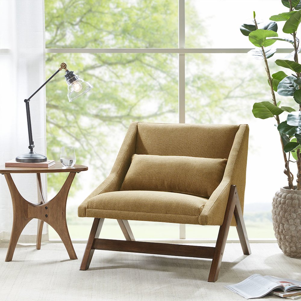 Accent Chair. Picture 4