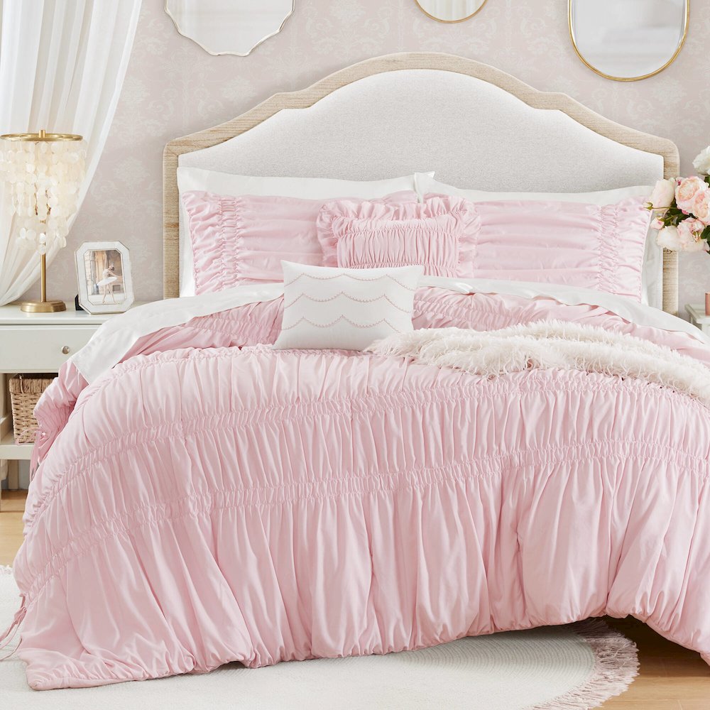 Ella Comforter Set. Picture 1