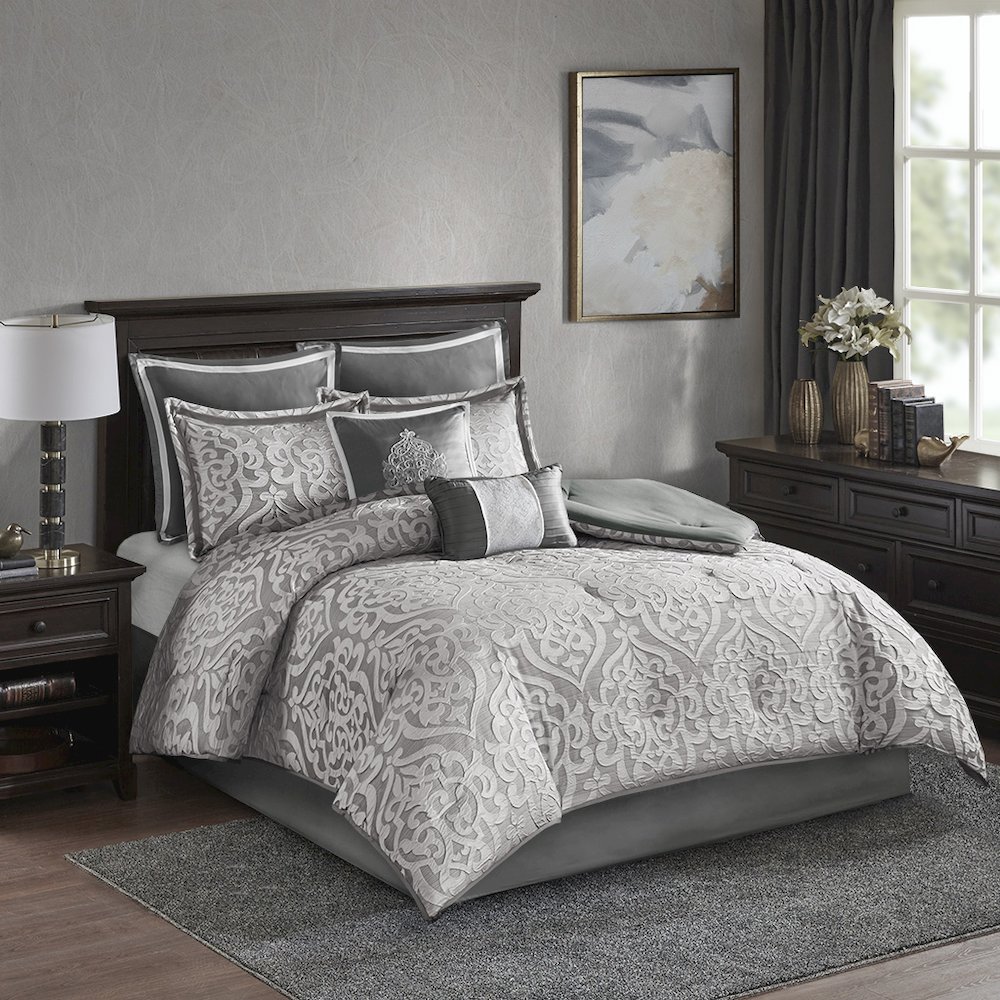 8 Piece Jacquard Comforter Set. Picture 4