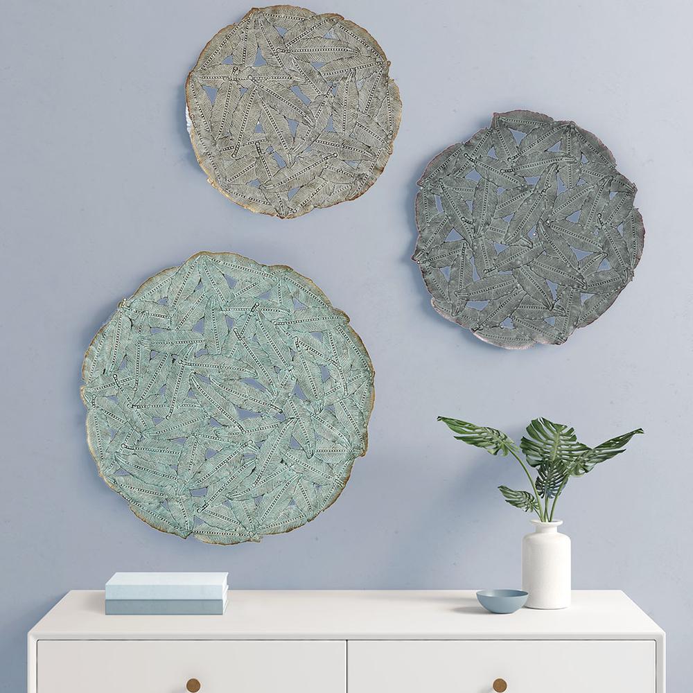 Textured Feather 3-piece Metal Disc Wall Decor Set. Picture 3