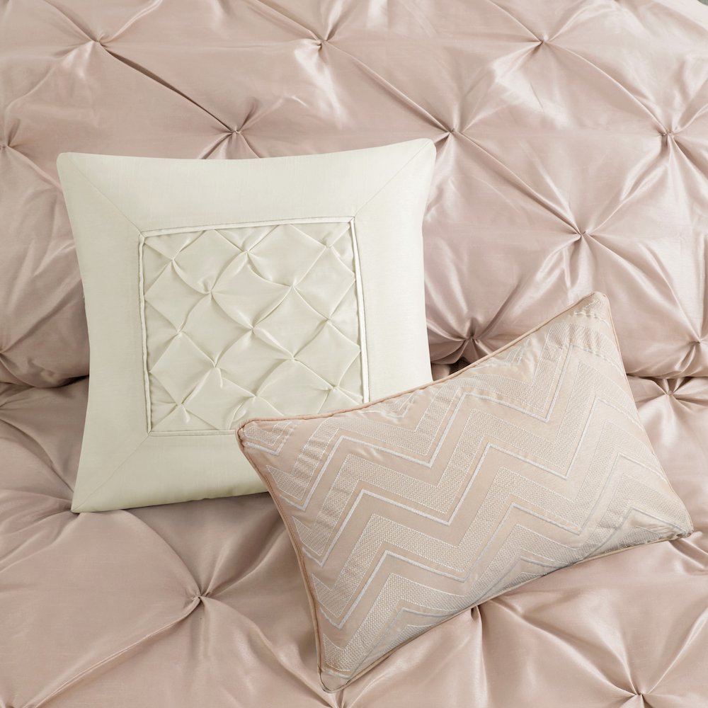 Laurel 100% Polyester Pieced Pleated 7pcs Tufted Comforter Set. Picture 2