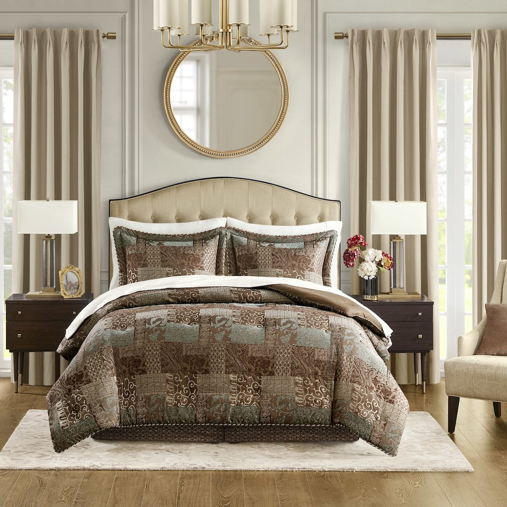 4 Piece Brown Comforter Set. Picture 3