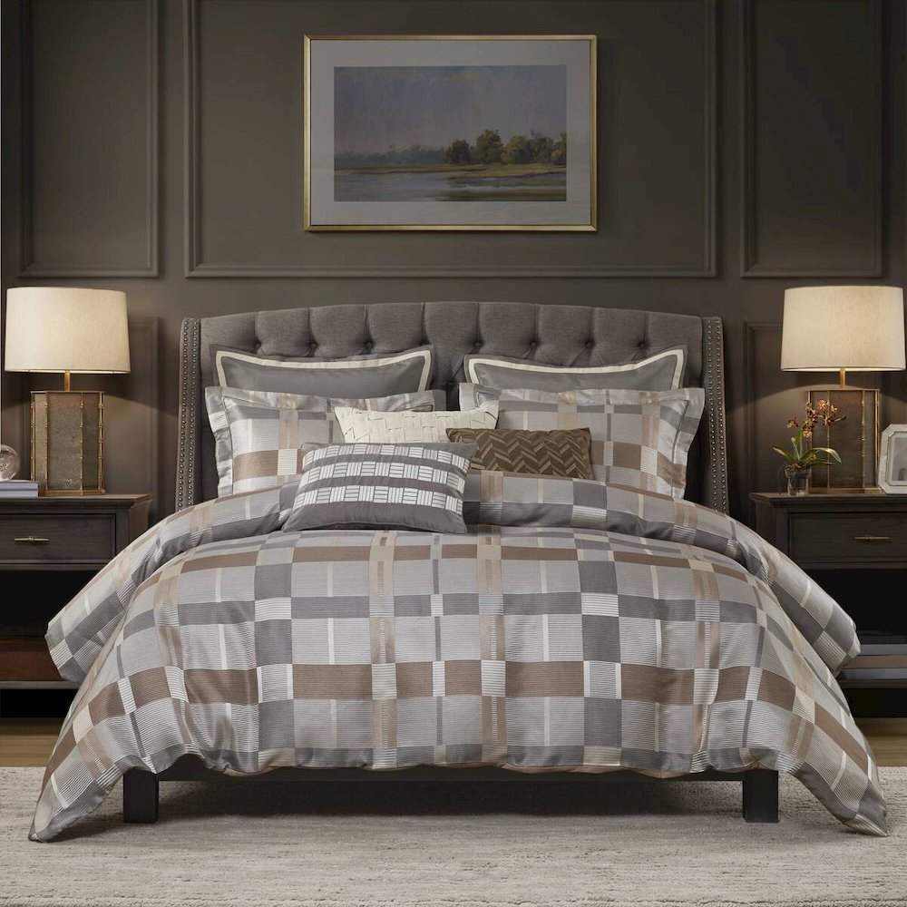 Jacquard Oversized Duvet Style Comforter Set. Picture 5