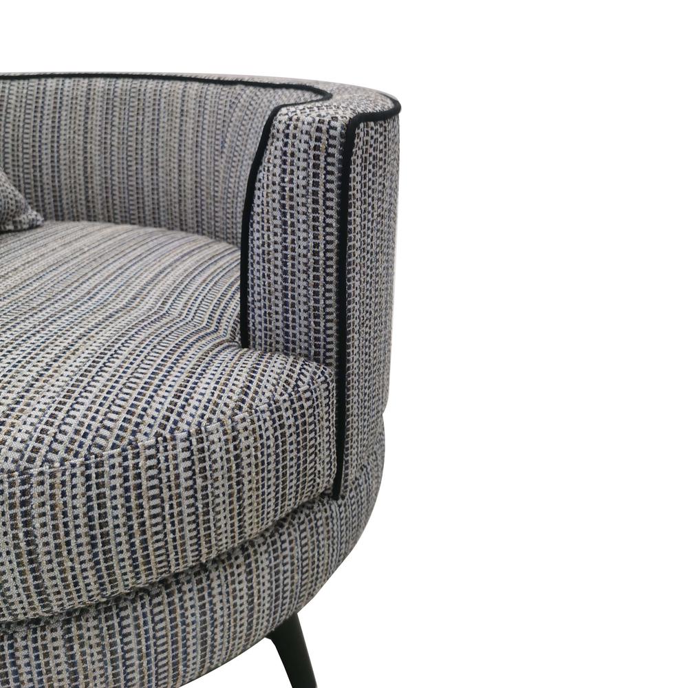 Swivel Chair. Picture 3