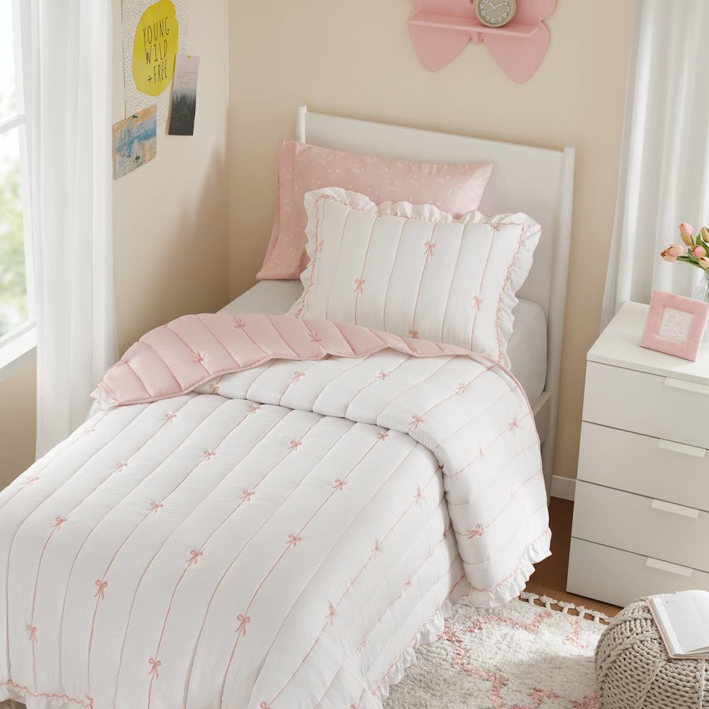 Liv Quilt Set. Picture 5