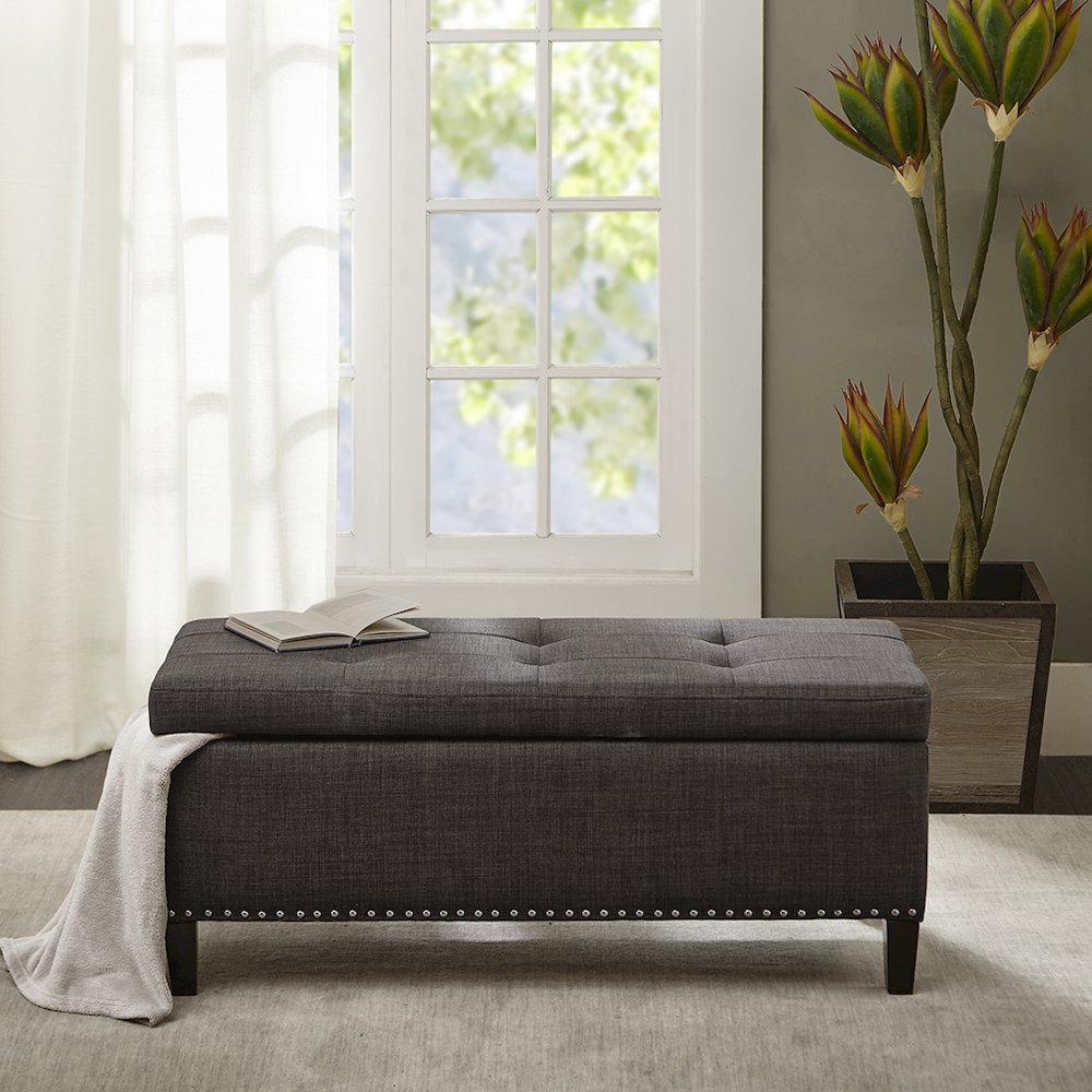 Tufted Top Soft Close Storage Bench. Picture 4