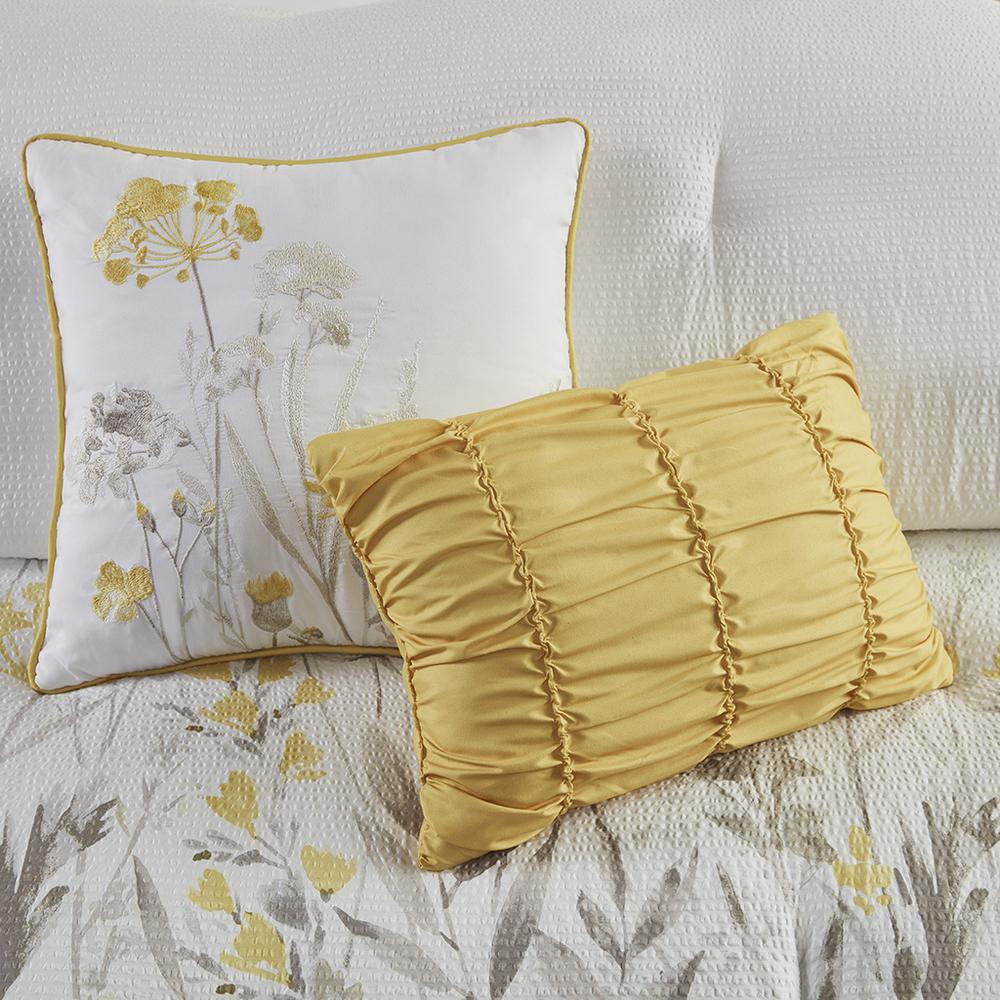 5 Piece Seersucker Comforter Set with Throw Pillows. Picture 4