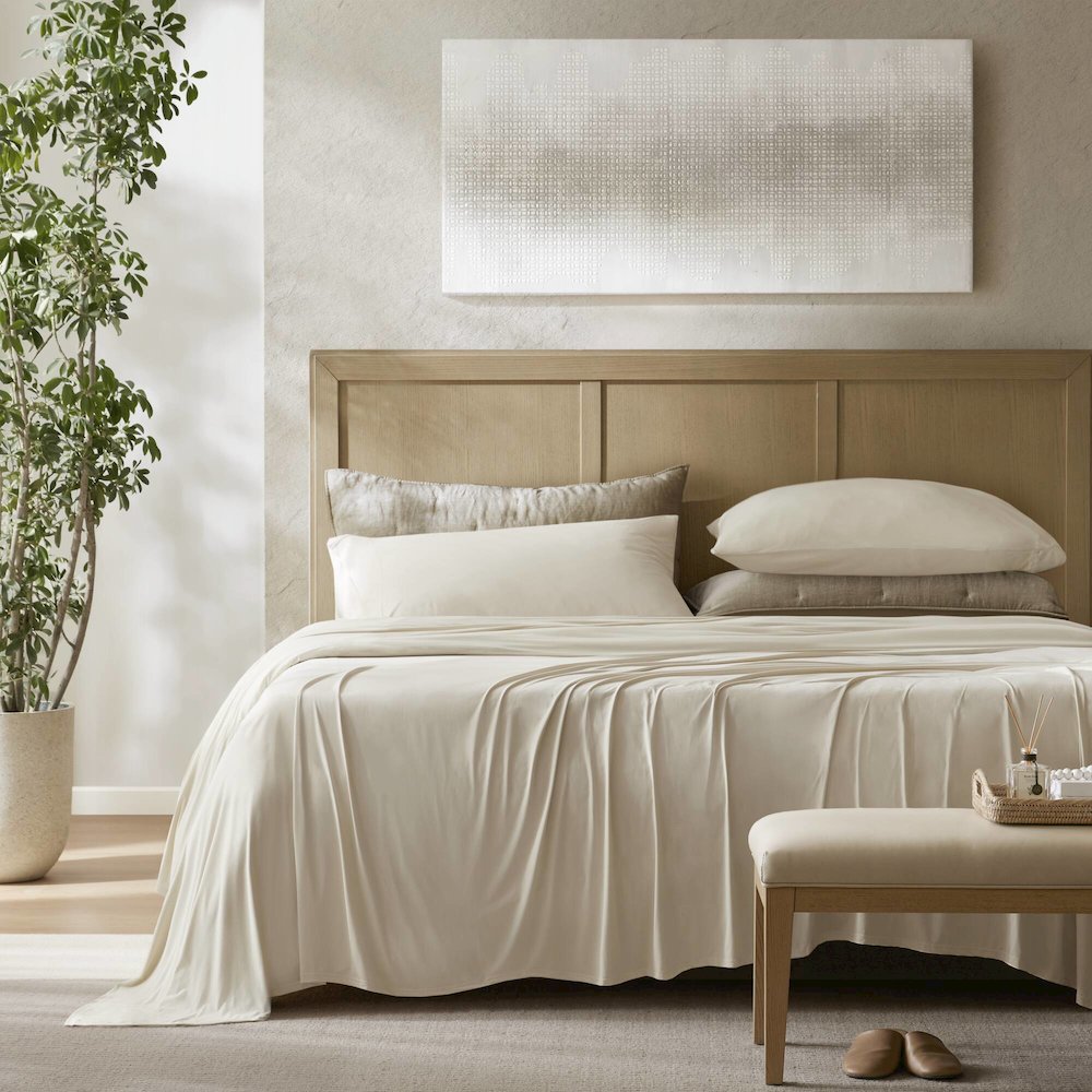 Stretch Jersey Sheet Set, Ivory color. Picture 3