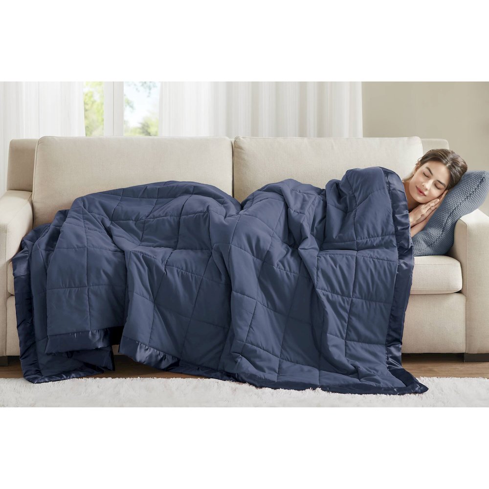 Windom Lightweight Down Alternative Blanket with Satin Trim. Picture 5