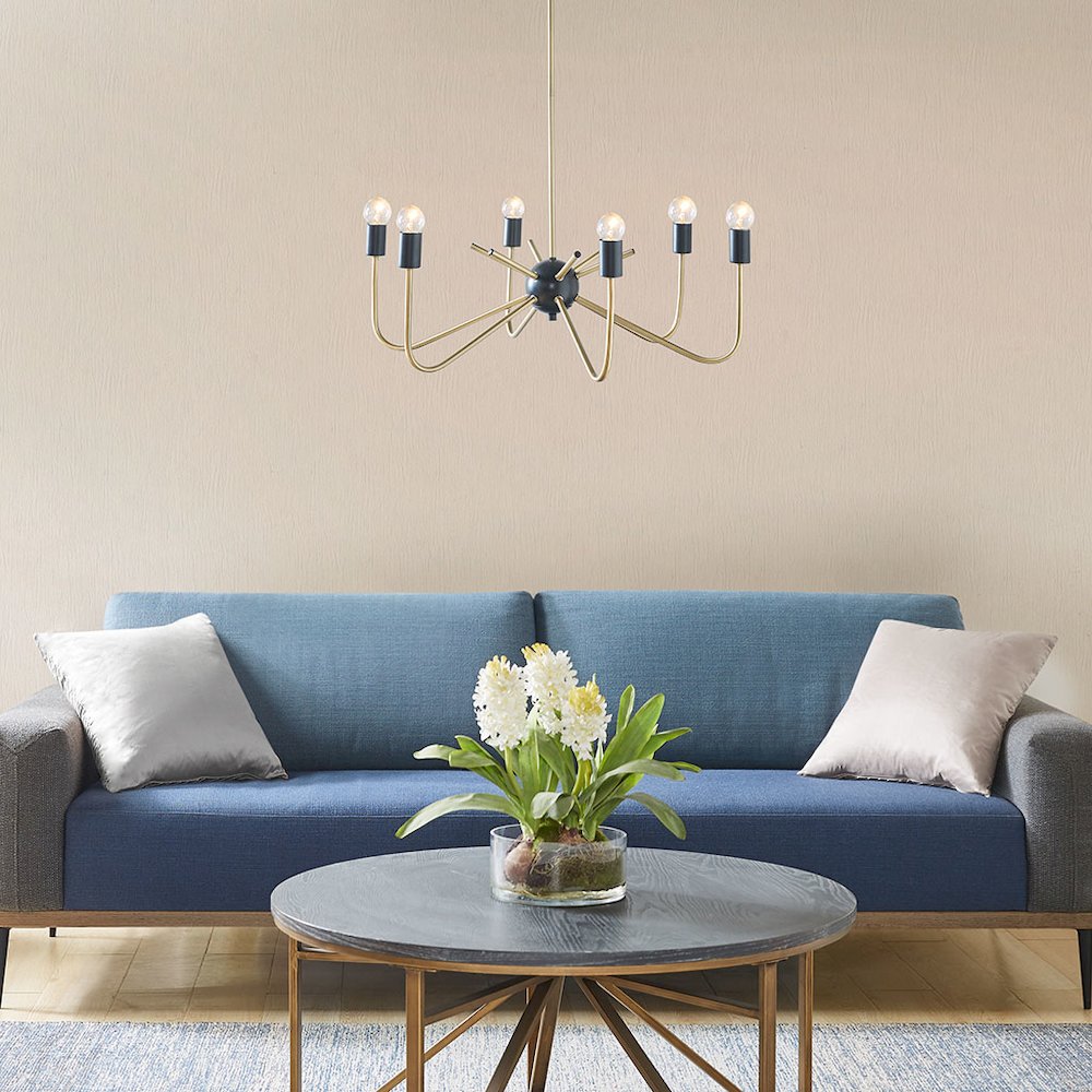 6-Light Metal Chandelier. Picture 2