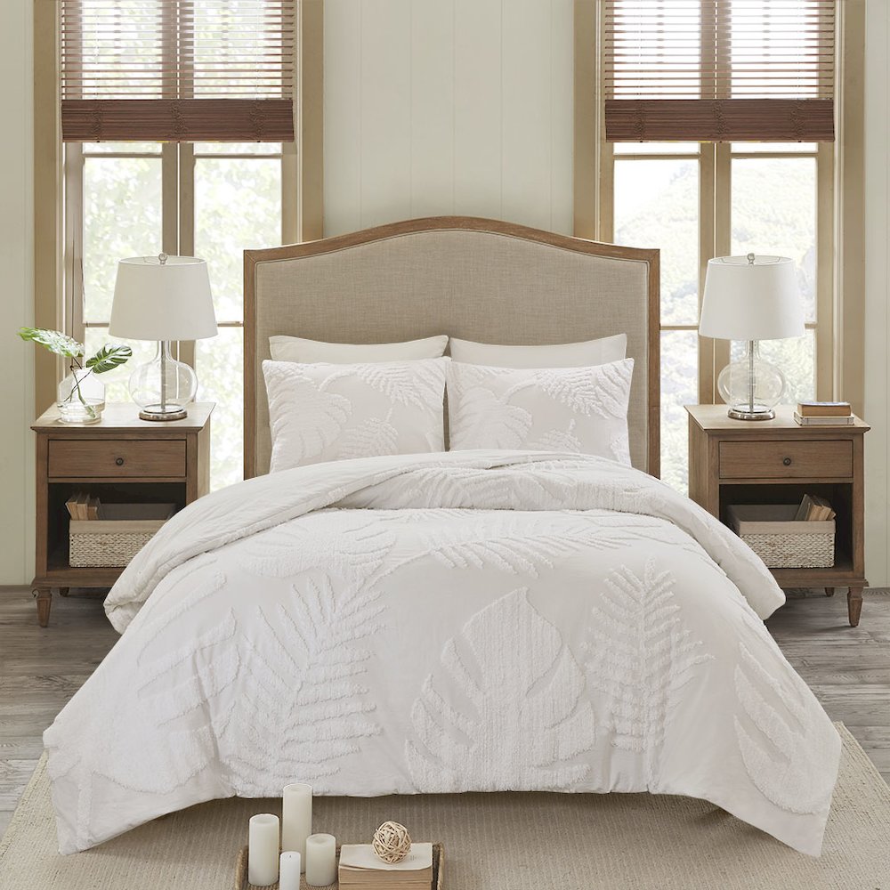 3 Piece Tufted Cotton Chenille Palm Comforter Set. Picture 5