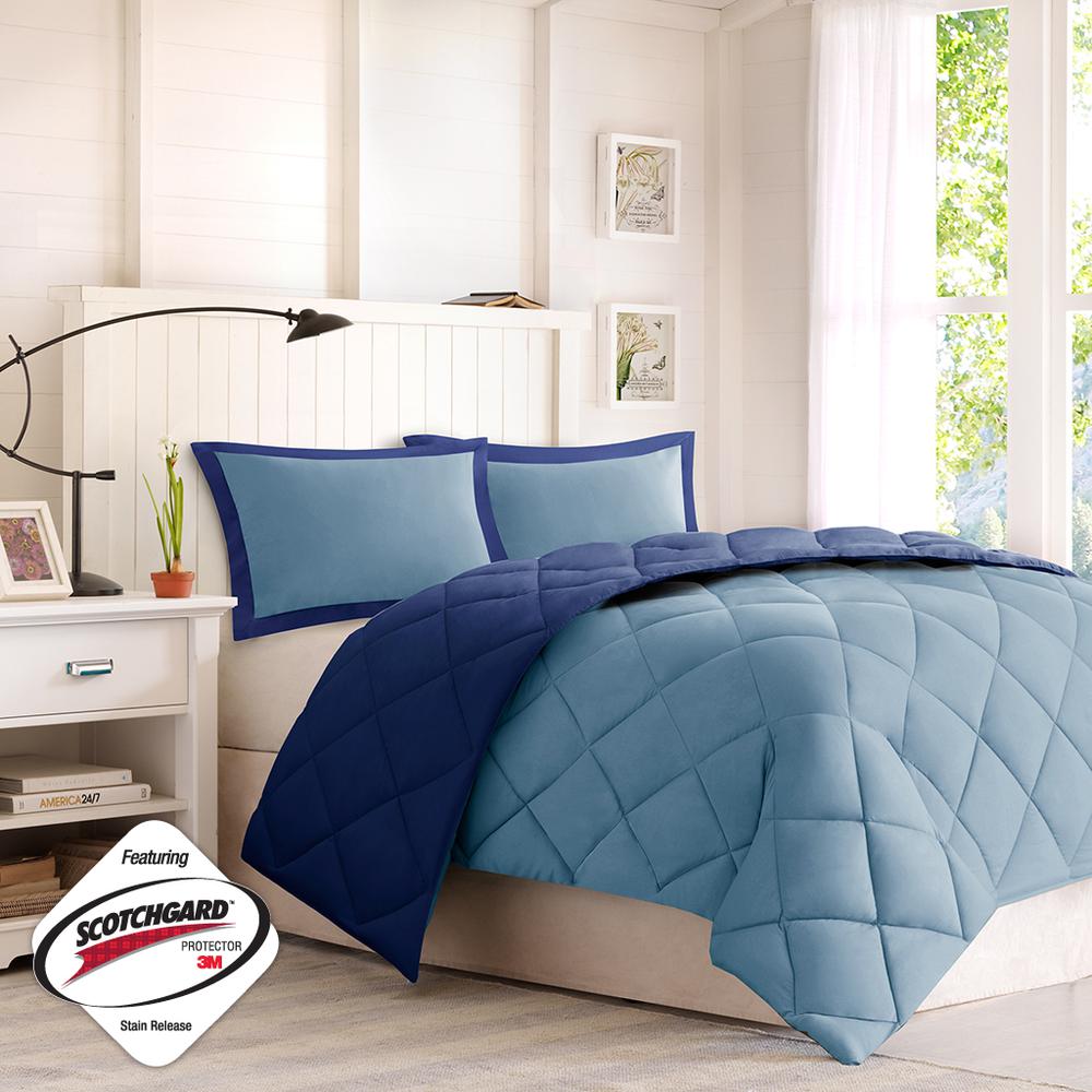 3M Scotchgard Diamond Quilting Reversible Down Alternative Comforter Set. Picture 2