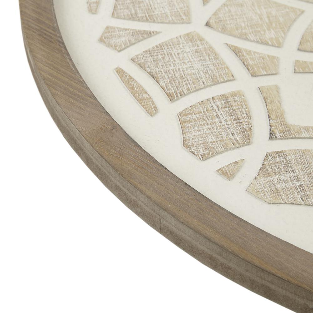 Round Two-tone Medallion Wall Decor. Picture 2